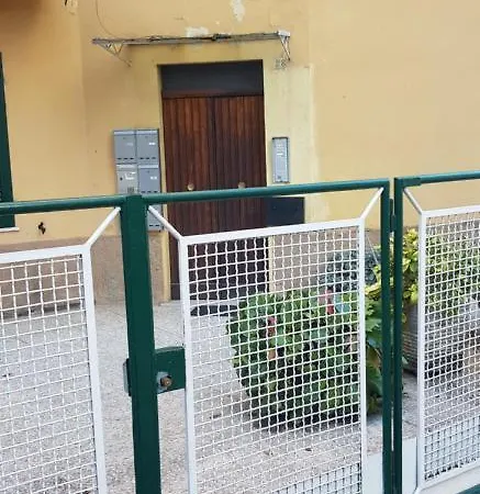 Vicino Di Centro E Universita Stanza Con Balcone Bed & Breakfast