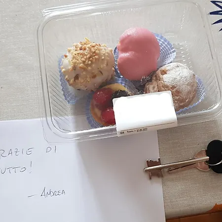 Vicino Di Centro E Universita Stanza Con Balcone 페루자