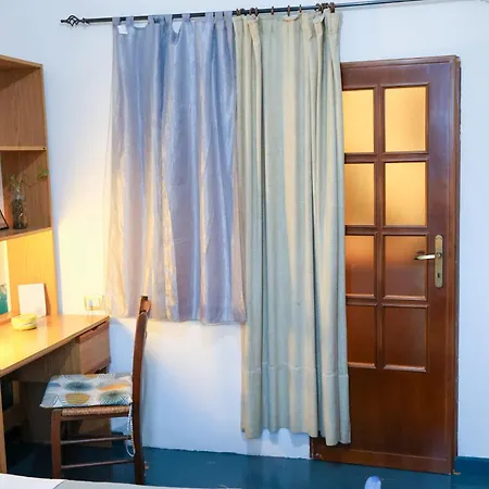 Bed & Breakfast Vicino Di Centro E Universita Stanza Con Balcone