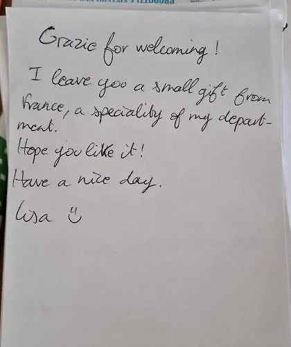 Vicino Di Centro E Universita Stanza Con Balcone