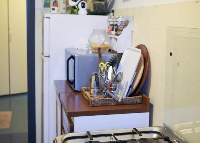 Vicino Di Centro E Universita Stanza Con Balcone * بيرودجا